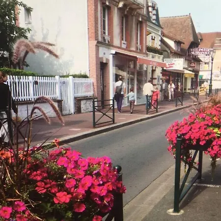 Cabourg-la A Perte De Vue Cabourg