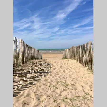 Cabourg-la A Perte De Vue *