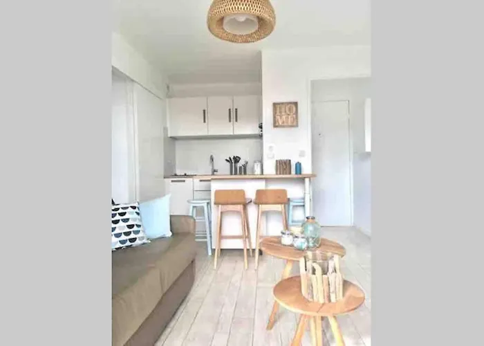 Cabourg-la A Perte De Vue *