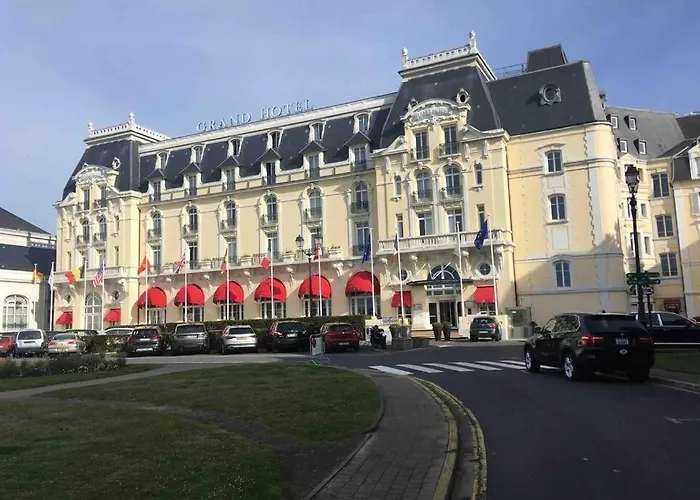 Cabourg-la A Perte De Vue Cabourg